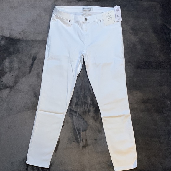 Abercrombie Mid Rise Jean Leggings - Picture 3 of 3